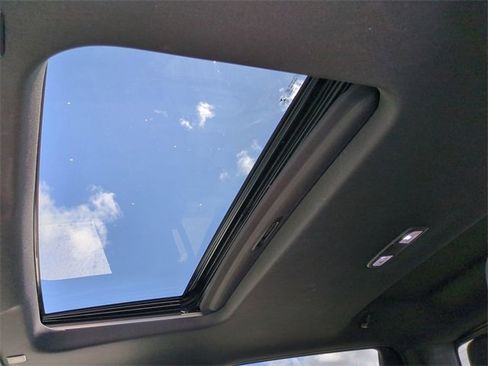 Certified 2023 GMC Sierra 1500 AT4 w/ AT4 Premium Package image 23