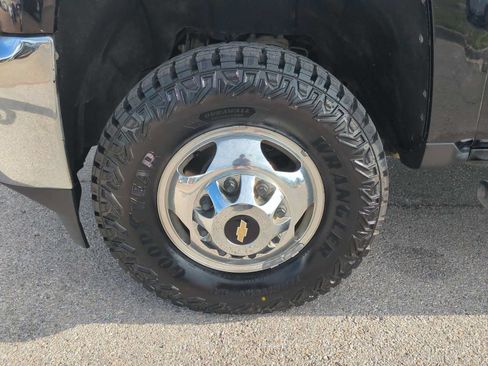 Used 2015 Chevrolet Silverado 3500 LTZ w/ Duramax Plus Package AWD/4WD image 31