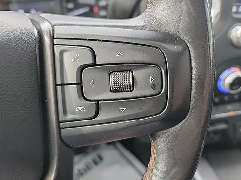 Used 2022 GMC Sierra 2500 AT4 w/ AT4 Preferred Package AWD/4WD image 20