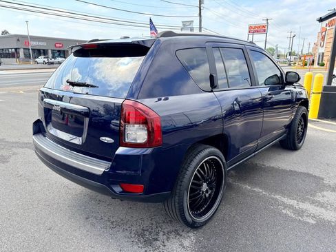 Used 2017 Jeep Compass High Altitude AWD/4WD image 6