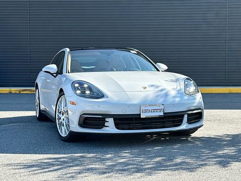 Used 2018 Porsche Panamera 4 AWD/4WD image 7