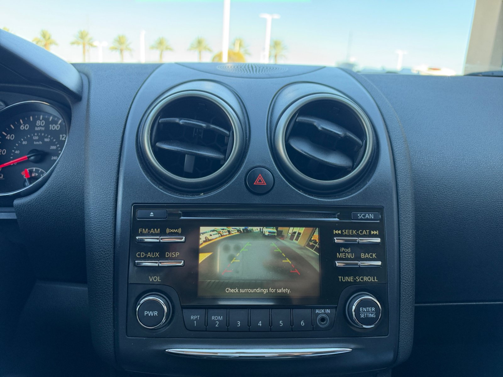Used 2013 Nissan Rogue SV FWD image 28