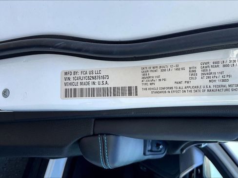 Used 2022 Jeep Grand Cherokee Trailhawk w/ Advanced Protech Group II image 3