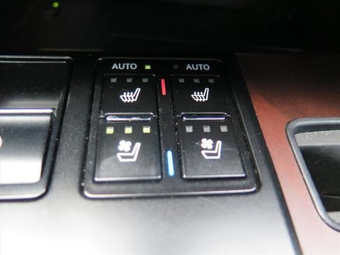 Used 2022 Lexus RX 350 FWD w/ Premium Package image 17