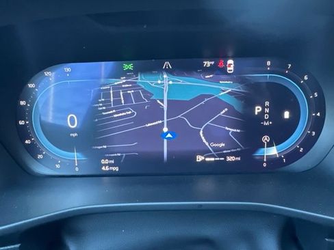 Certified 2025 Volvo XC40 B5 Plus AWD/4WD image 23
