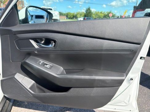 Used 2023 Honda Accord LX image 29