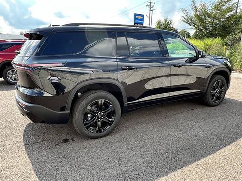 New 2027 Chevrolet Traverse LT w/ Midnight/Sport Edition AWD/4WD image 6