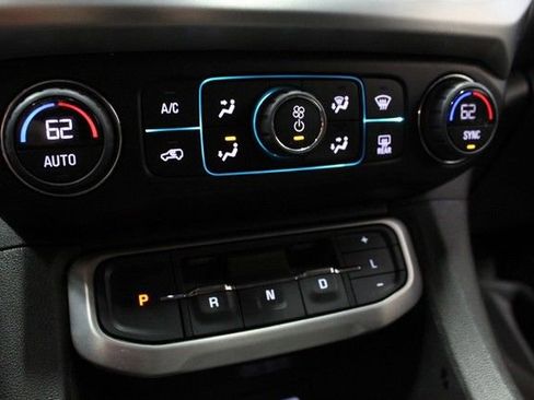 Certified 2023 GMC Acadia SLE w/ Driver Convenience Package FWD image 27