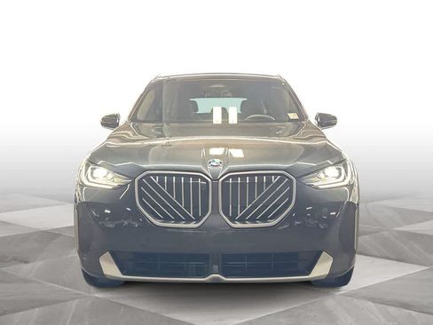 Used 2025 BMW X3 xDrive30i AWD/4WD image 3