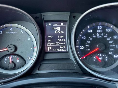 Used 2016 Hyundai Santa Fe Sport image 17