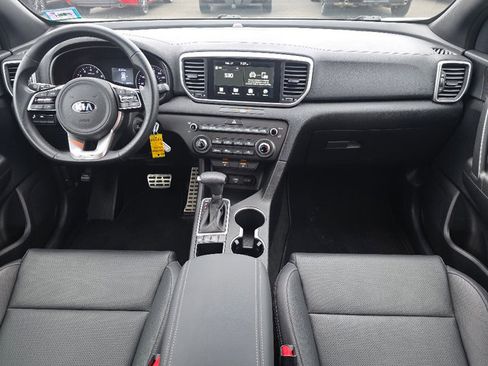 Used 2020 Kia Sportage S image 2
