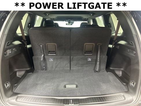 Used 2025 Jeep Grand Cherokee L Altitude image 12