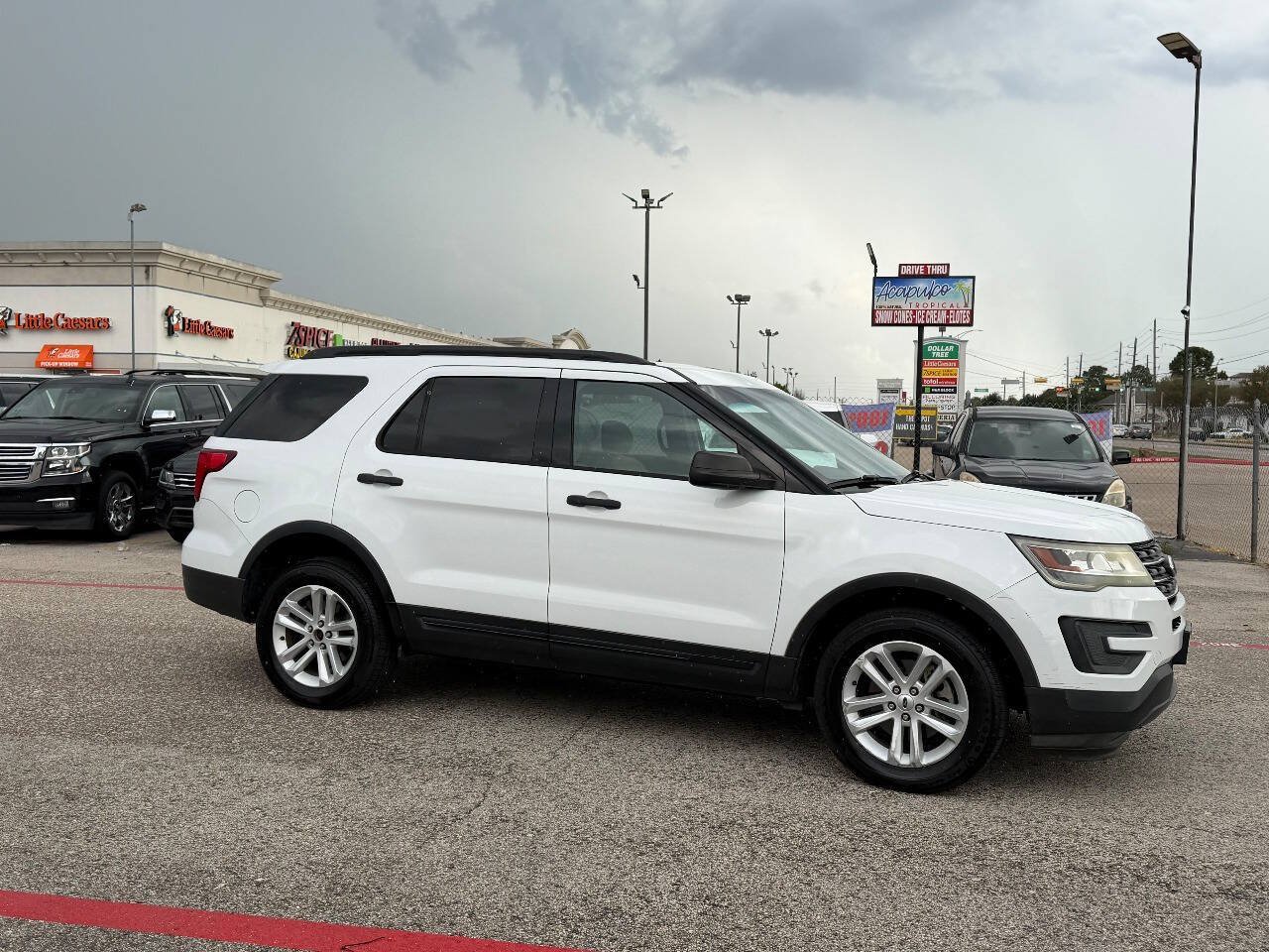 Used 2017 Ford Explorer 4WD image 11