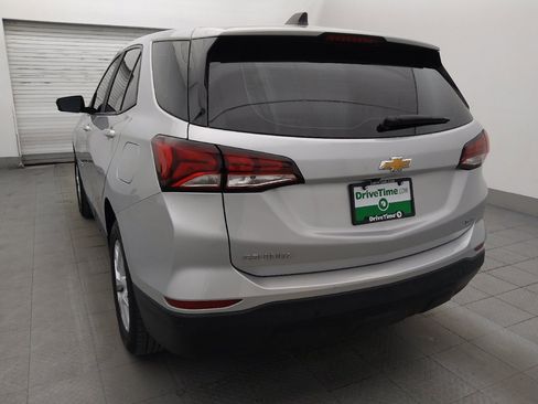 Used 2022 Chevrolet Equinox LS AWD/4WD image 5