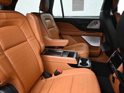 Used 2020 Lincoln Aviator Black Label w/ Dynamic Handling Package AWD/4WD image 25