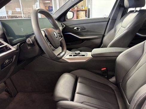 Used 2025 BMW 330i xDrive 330i xDrive image 15