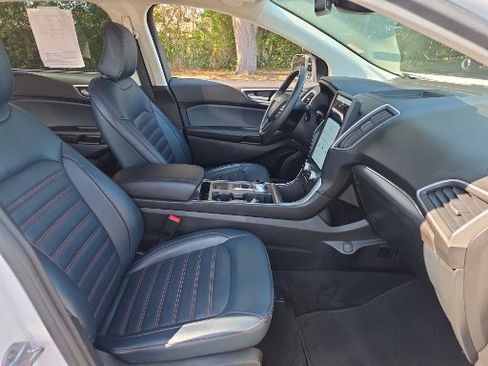 Certified 2022 Ford Edge SEL w/ Sport Appearance Package image 14