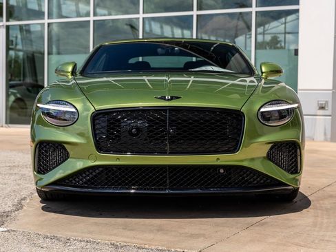 Certified 2025 Bentley Continental GTC AWD/4WD image 4