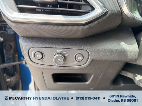 Used 2022 Chevrolet TrailBlazer LT w/ Convenience Package FWD image 19