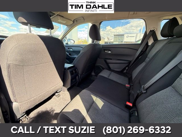 Used 2025 Nissan Rogue SV FWD image 14