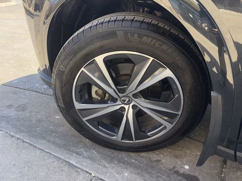 Used 2023 Lexus RX 350 Premium w/ Accessory Package (A2) image 11