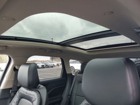 New 2026 Lincoln Corsair Grand Touring image 11