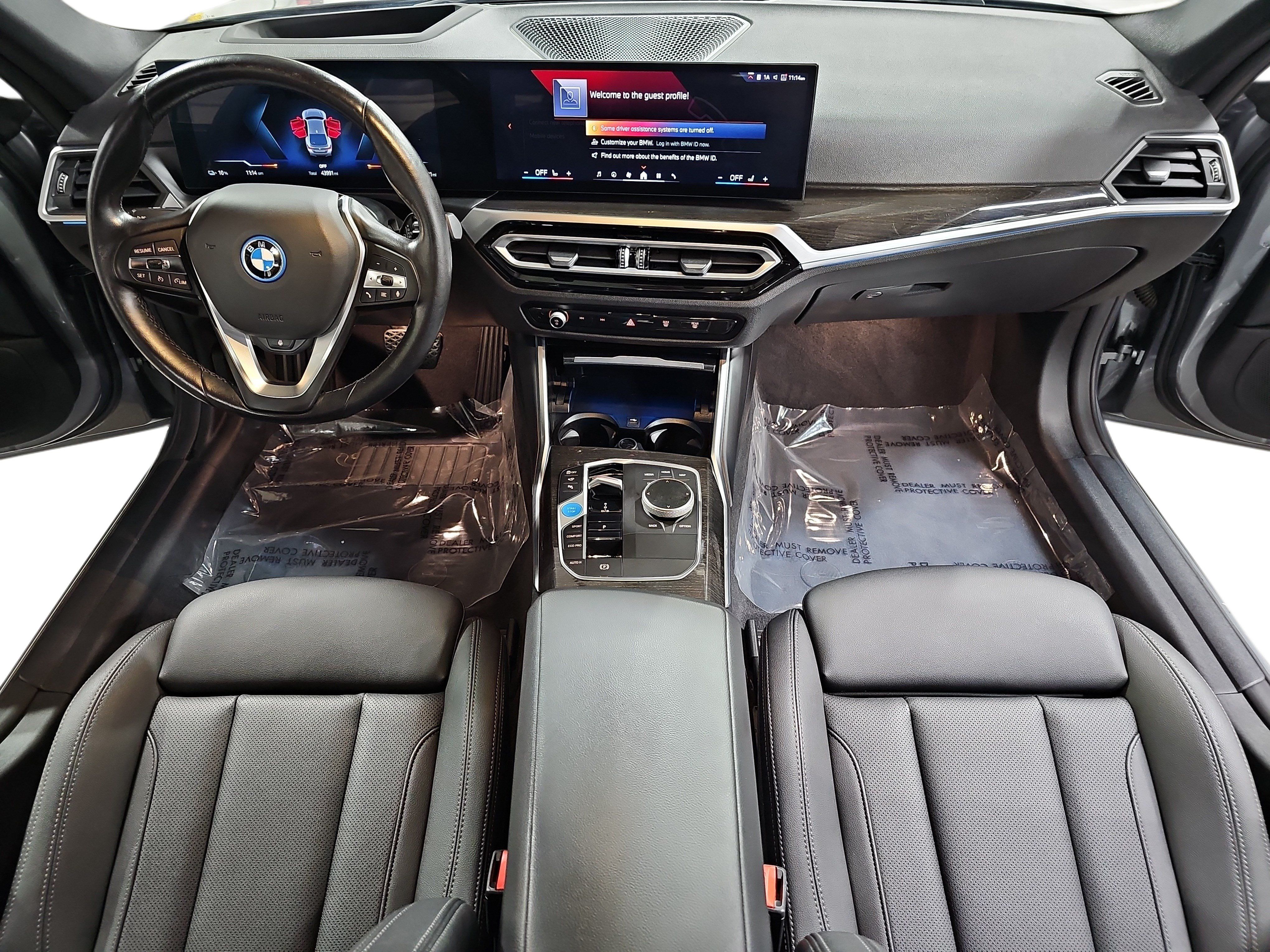 Used 2024 BMW i4 eDrive35 w/ Premium Package RWD image 9