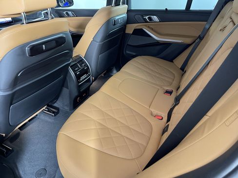 Certified 2025 BMW X5 M60i image 16