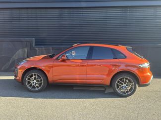 Certified 2025 Porsche Macan video 2