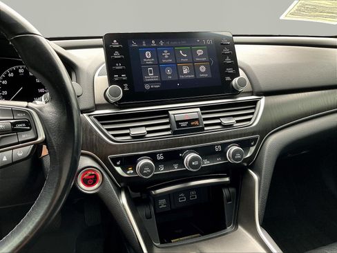 Used 2021 Honda Accord EX-L image 9