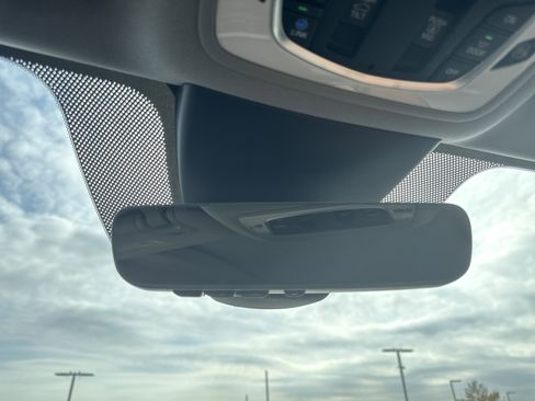 Certified 2024 Acura MDX SH-AWD w/ Technology Package image 27