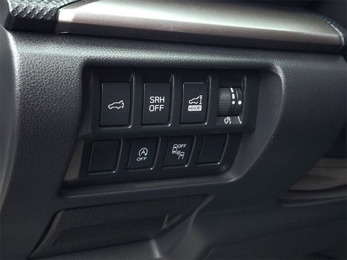 Used 2023 Subaru Forester Premium image 18