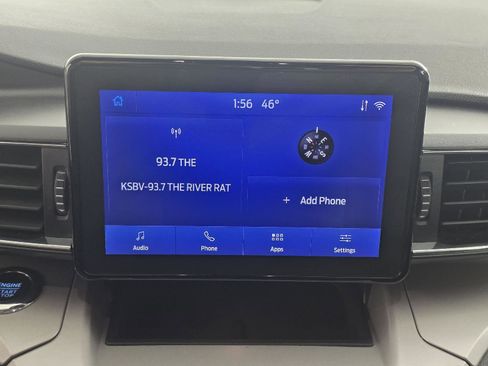 Used 2023 Ford Explorer XLT w/ Equipment Group 202A image 39