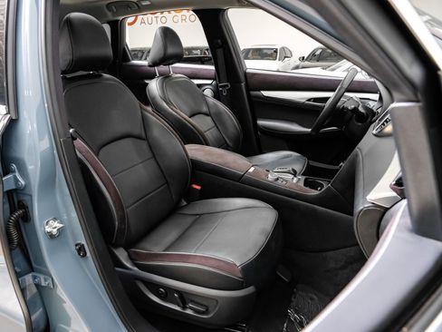 Used 2023 INFINITI QX50 Sensory image 37