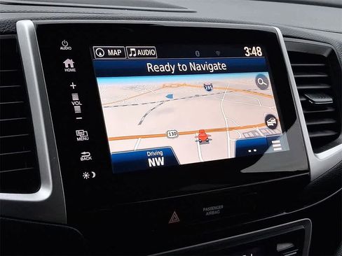 Used 2017 Honda Pilot Elite image 14