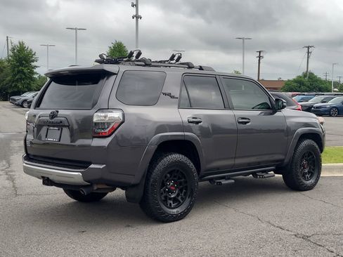 Used 2019 Toyota 4Runner TRD Off-Road Premium AWD/4WD image 3