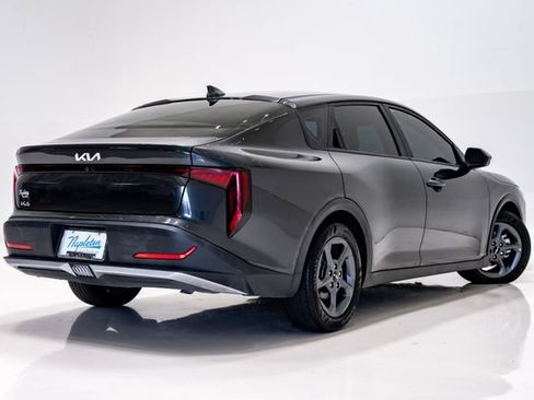 Used 2025 Kia K4 FWD image 34