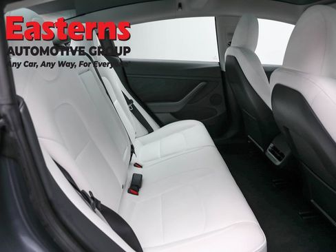 Used 2023 Tesla Model 3 Standard Range image 21