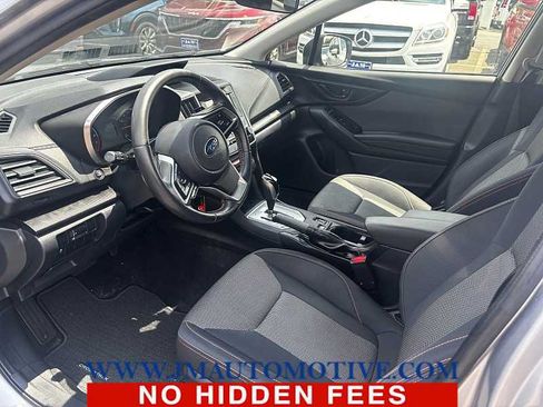 Used 2019 Subaru Crosstrek 2.0i Premium AWD/4WD image 2
