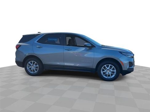 Certified 2024 Chevrolet Equinox LT AWD/4WD image 9