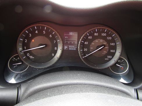 Used 2016 INFINITI Q70 L 3.7 image 17