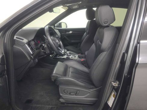 Used 2023 Audi Q5 2.0T Premium w/ Convenience Package AWD/4WD image 7