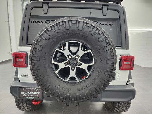 Used 2020 Jeep Wrangler Unlimited Rubicon w/ LED Lighting Group AWD/4WD image 37