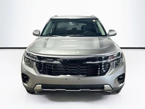 Used 2024 Kia Seltos S AWD/4WD image 2