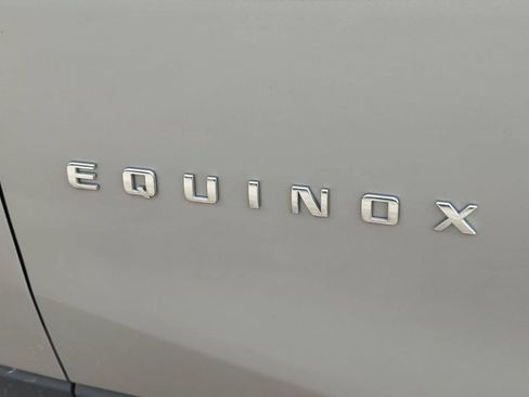 Certified 2024 Chevrolet Equinox LT FWD image 6