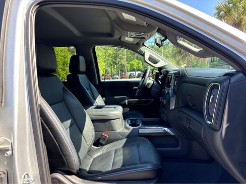 Used 2020 Chevrolet Silverado 1500 RST image 12