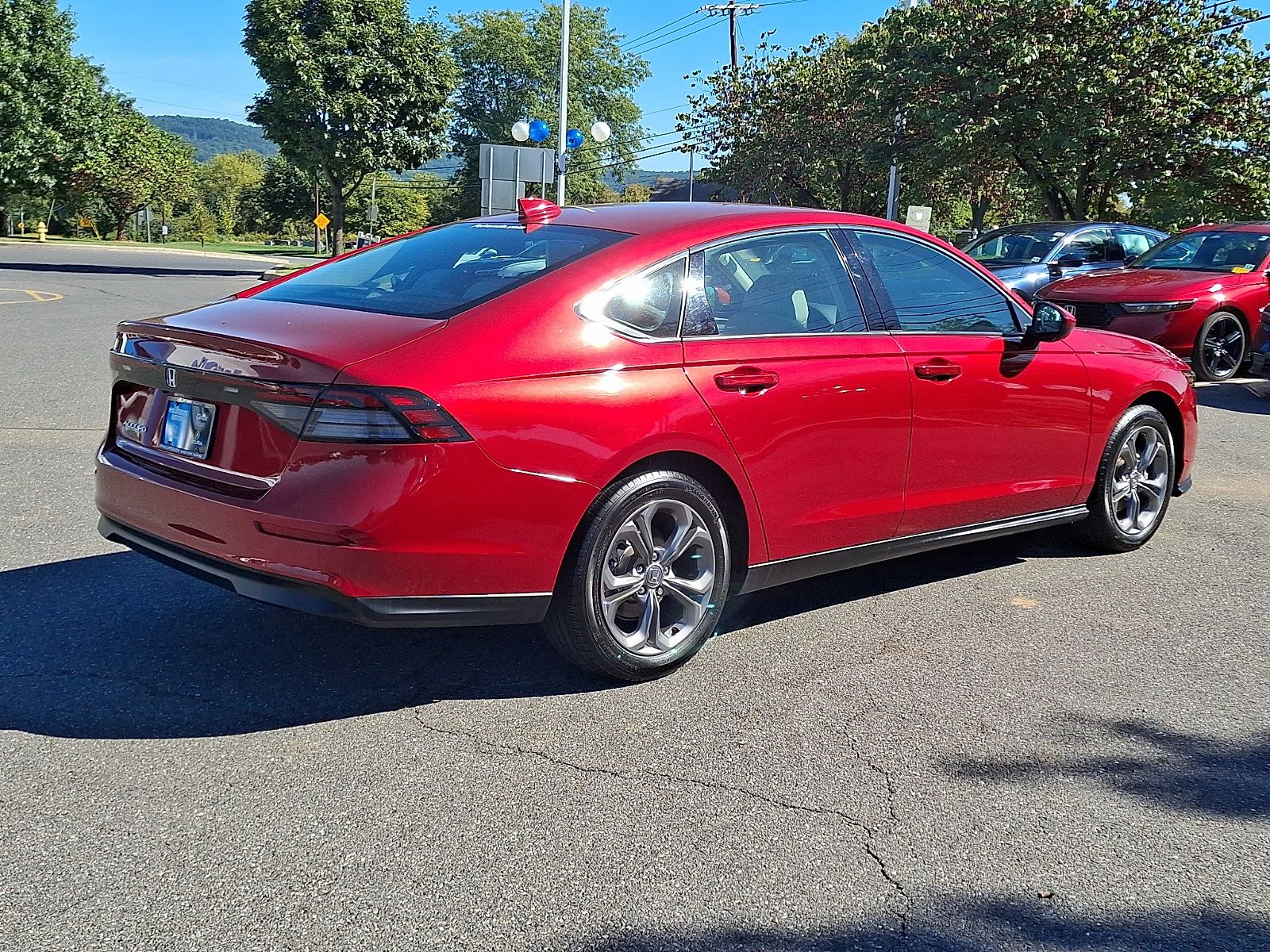 Used 2024 Honda Accord EX image 6