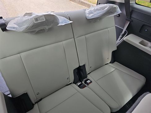 New 2026 Hyundai Santa Fe Calligraphy image 12