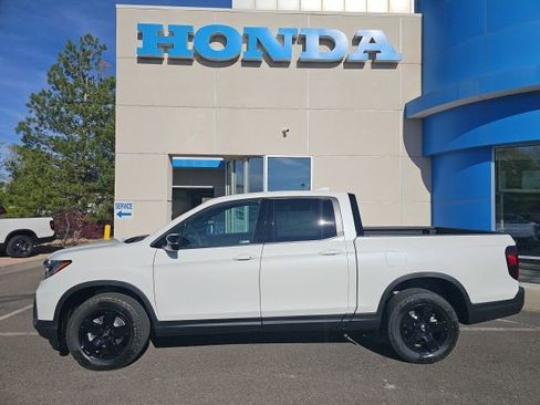 New 2026 Honda Ridgeline Black Edition image 2
