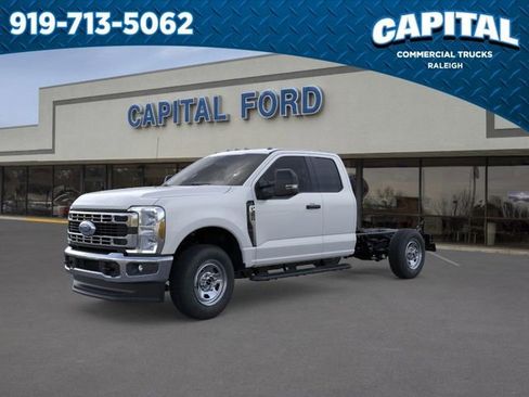 New 2026 Ford F350 XL w/ XL Chrome Package AWD/4WD image 1